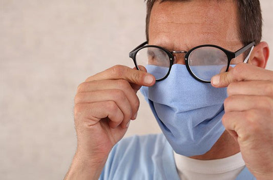 Tips for wearing a mask and glasses.